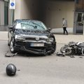В Каунасе подросток на мопеде попал в аварию, понадобилась помощь медиков
