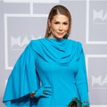 Daina Bosas M.A.M.A. apdovanojimuose dėvėjo įspūdingą Juozo Statkevičiaus kurtą suknelę