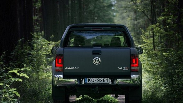 „Volkswagen“ plečia komercinių modelių su visų ratų pavara gamą