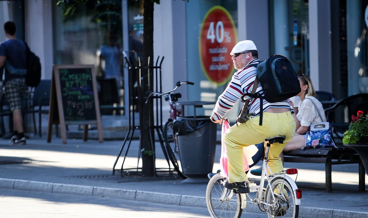 Kuo labiau šyla oras, tuo daugiau dviratininkų gali pastebėti Vilniaus gatvėse