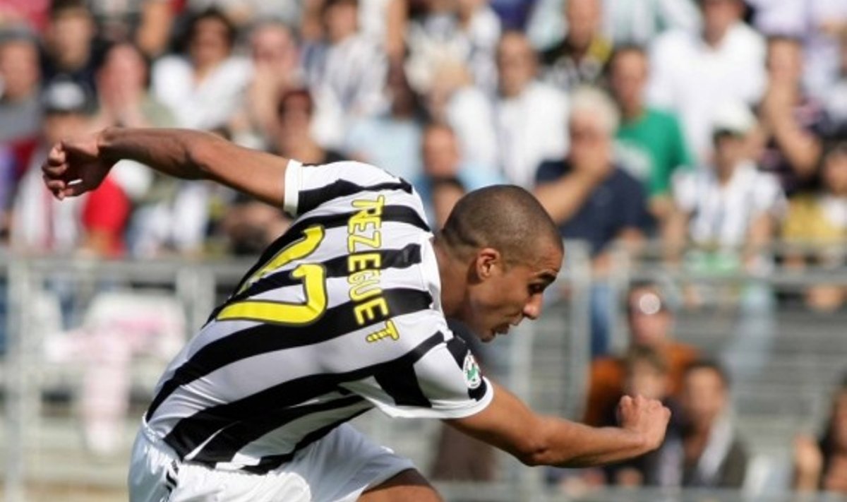 Davidas Trezeguet  ("Juventus")