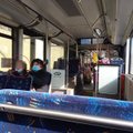 Vyrą nustebino senyvo amžiaus moterų elgesys autobuse: taip karantinas tęsis dar ilgai