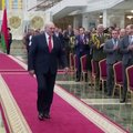 "Delfi главное": вторая волны "короны" и "коронация" Лукашенко, обед из отходов и бесплатные прививки