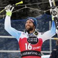 JAV kalnų slidininkas T. Ganongas pirmą pergalę planetos taurės varžybų istorijoje iškovojo Italijoje