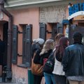 Vilniaus savivaldybė dėl „falsifikuoto alkoholio“ uždaro populiarų barą „Būsi trečias“