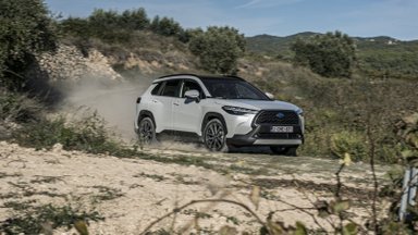 Naujo „Toyota Corolla Cross“ testas: kodėl jis gali tapti populiariausiu gamintojo modeliu Europoje