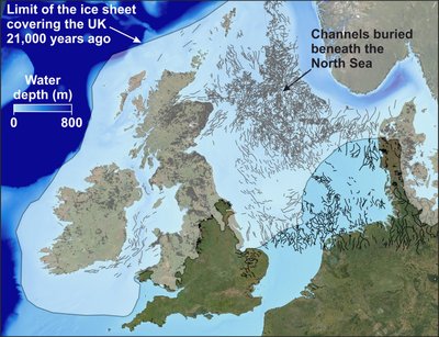 Slėniai Šiaurės jūros dugne yra senųjų upių, ėmusių vandenį iš tirpstančių ledo plokščių, liekanos. James Kirkham/BAS iliustr.