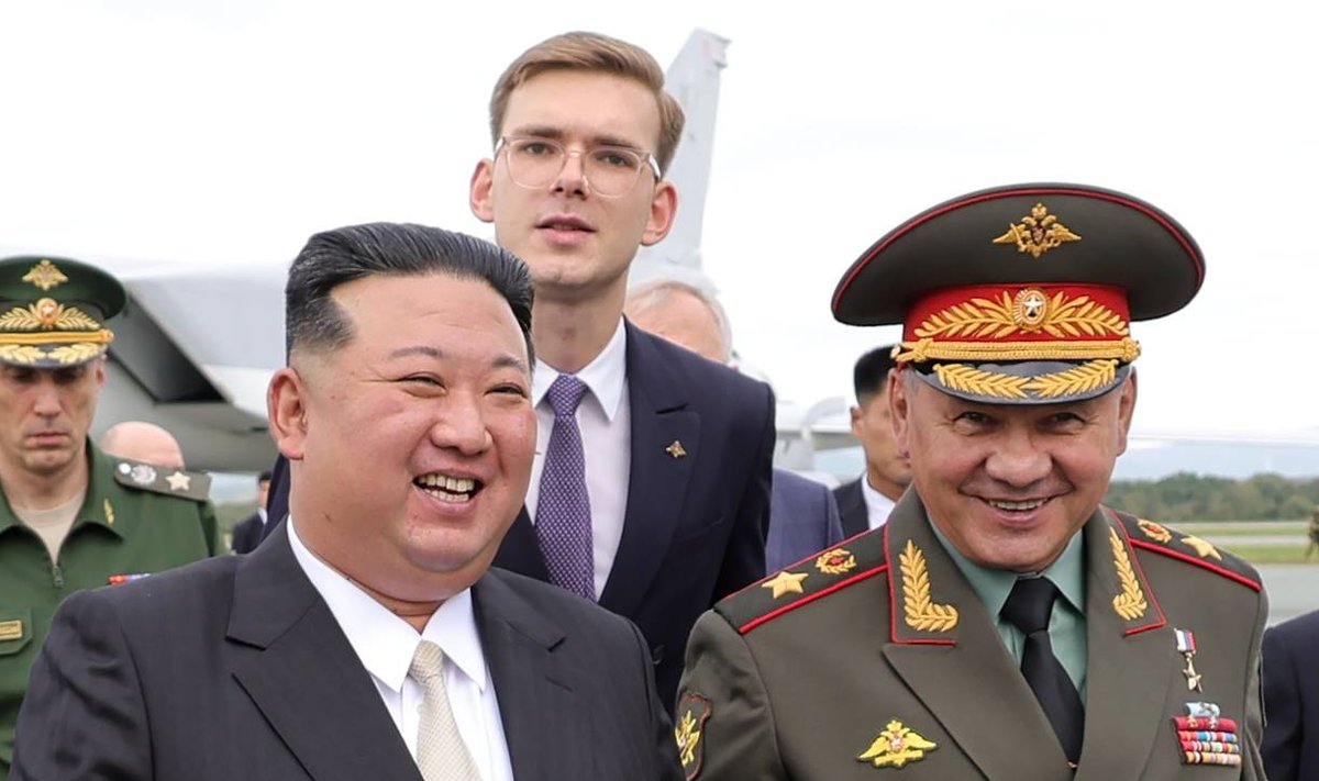 Kim Jong Unas Vladivostoke susitiko su Sergėjumi Šoigu