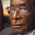 Mugabe artimieji ir pareigūnai atvyko į Singapūrą pasiimti velionio palaikų