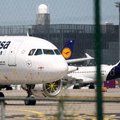 „Lufthansa“ masiškai atšaukia skrydžius: keleiviai pasipiktinę ne tik sugadintomis atostogomis, bet ir siaubingu aptarnavimu