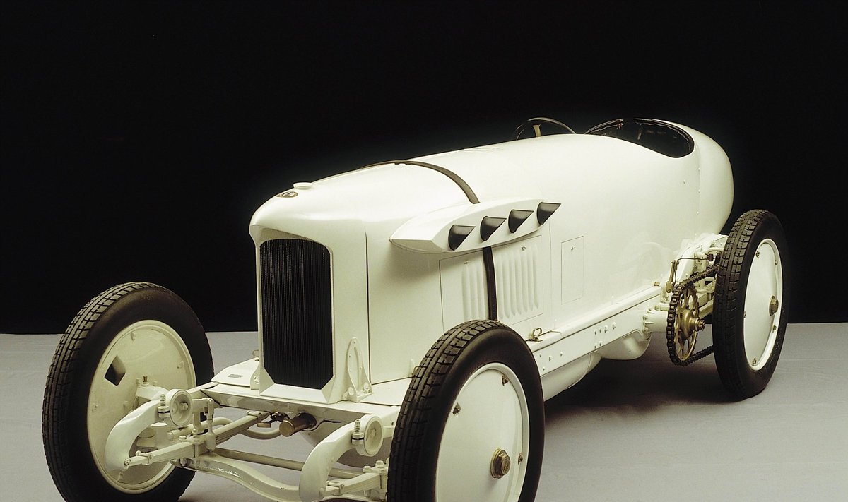 Lightning Benz (1909 m.)