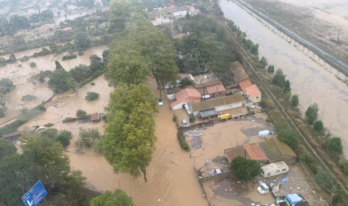 Pietų Prancūzijoje per potvynį žuvo trys žmonės