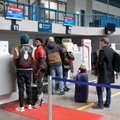 Аэропорты ищут десятки работников - зарплата и до 1300 евро "на руки"
