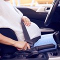 Nėščiųjų pavojai prie automobilio vairo – skaudžios pesekmės galimos ir spūstyje