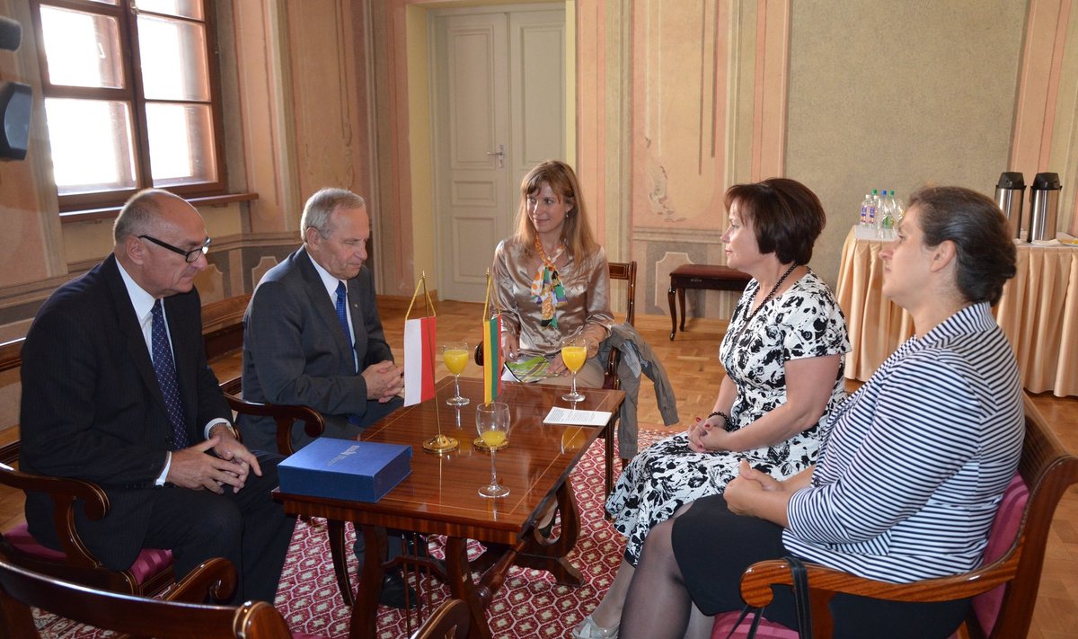 R.Juknevičienė susitiko su Lenkijos nacionalinio saugumo biuro vadovu S.Koziejumi.