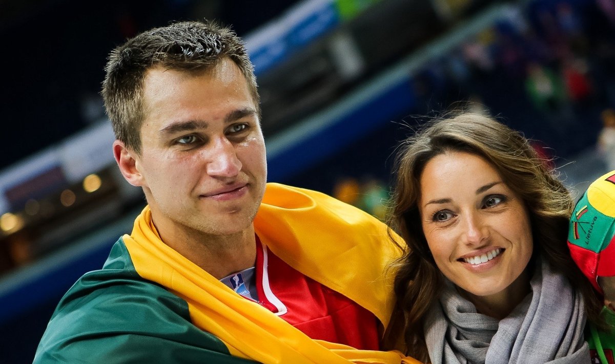 Dainius Zubrus su žmona Nathalie Sanschagrin/ Foto: hockey.lt