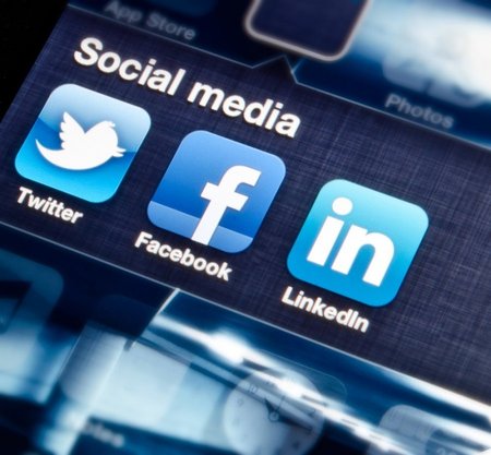Socialiniai tinklai, Twitter, Facebook, Linkedin