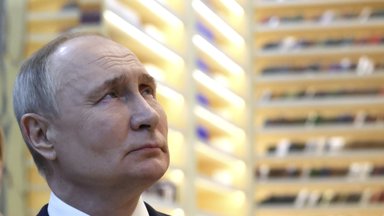 Путин запретил рекламу на ресурсах "иностранных агентов"