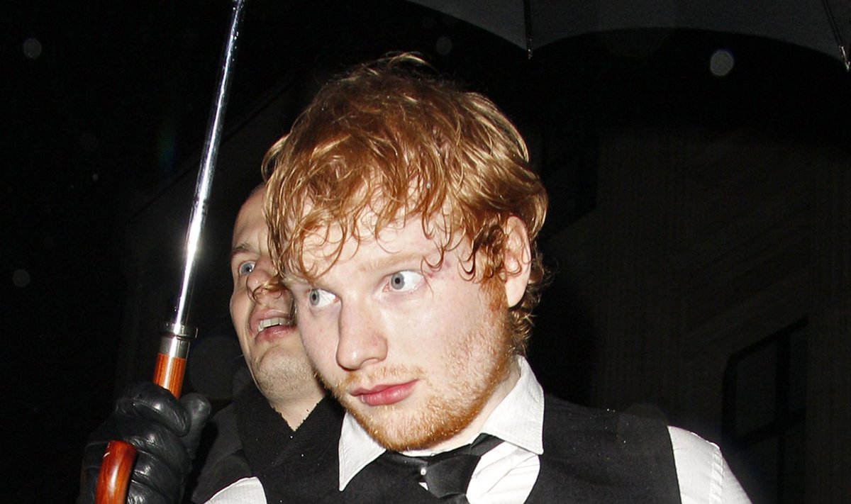 Ed Sheeran aplaistė savo apdovanojimus