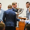Į sostinės savivaldybę sugrįžo „Žalgirio“ iškovota LFF taurė