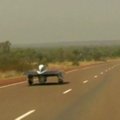 Australijoje vyksta saulės energija varomų automobilių lenktynės