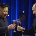 Nei Putinas, nei Kim Jong Unas apie užtrukusio susitikimo detales nekalba