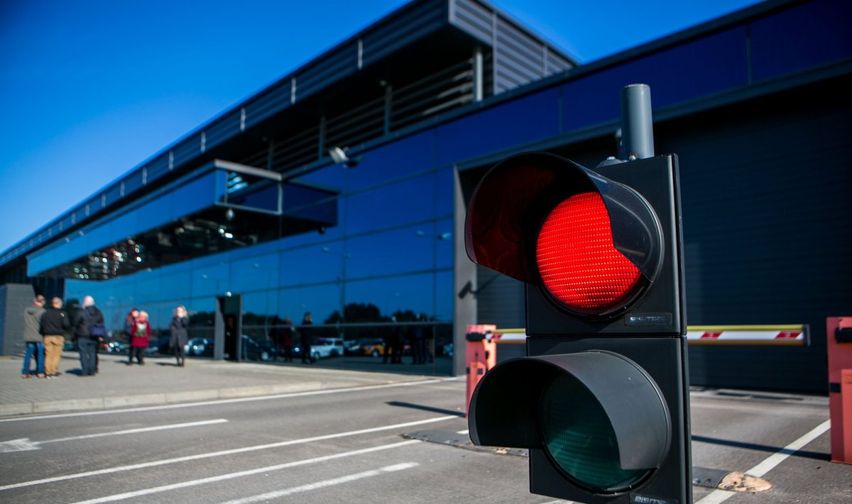 In the front of the new HQ of the State Security Department in Vilnius