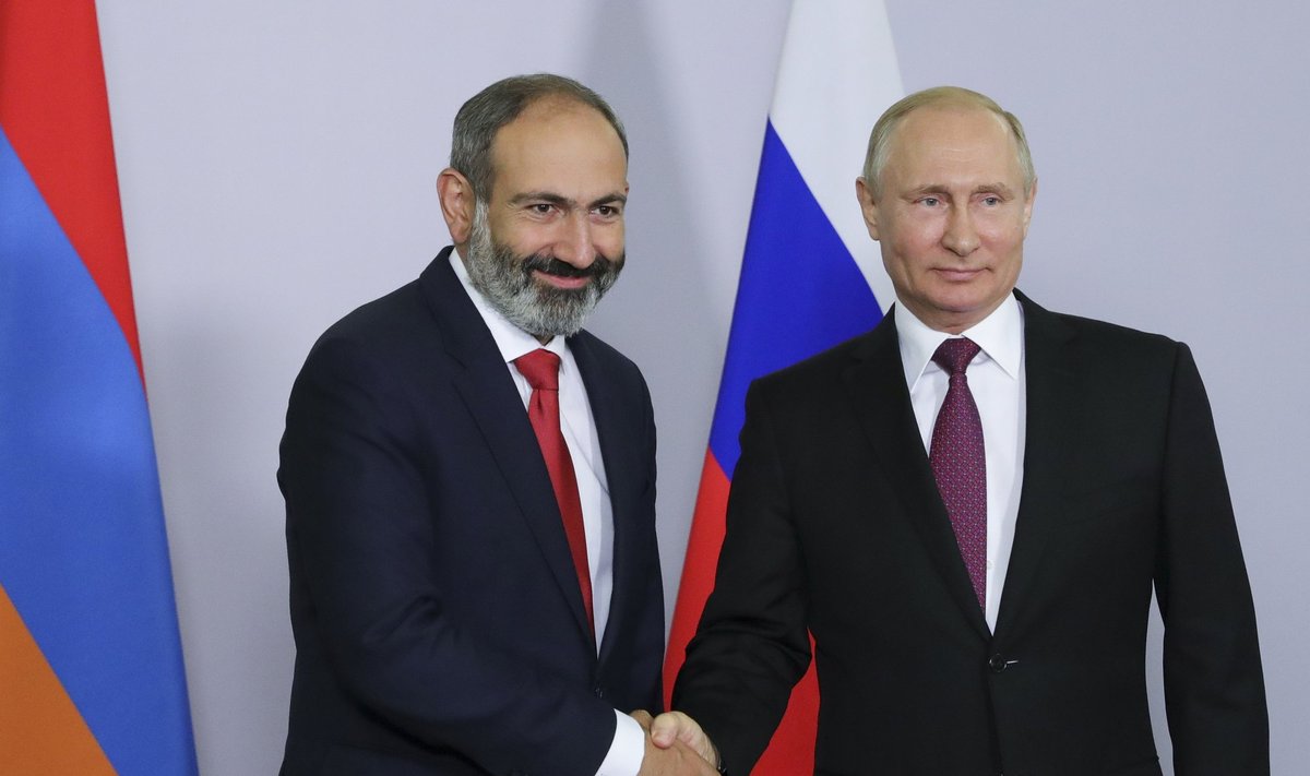 Vladimiras Putinas ir Nikolas Pašinianas
