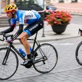 R. Navardauskas dviratininkų lenktynių Italijoje bendroje įskaitoje pakilo į šeštą poziciją