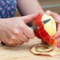 Kiek obuolių suvalgyti per dieną ir kada privalu nulupti žievelę – pataria gydytoja