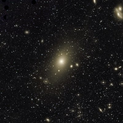 Galaktika, kurios centre yra mokslininkų nufotografuota bedugnė
