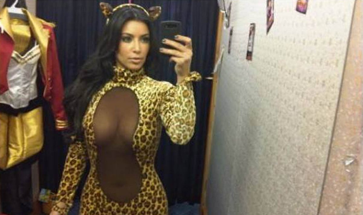 Kim Kardashian Helovino kostiumai