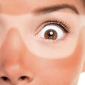 Saulėje gali nudegti ne tik oda, bet ir akys: apie per didelę ultravioletinių spindulių dozė įspėja keli požymiai
