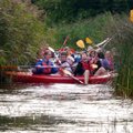 Vasarą baigė plaukdami baidarėmis: lietuviai ir latviai mėgavosi kelione upe