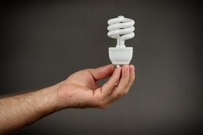 Kompaktinės fluorescencinės lemputės (CFL), kuriose yra gyvsidabrio.