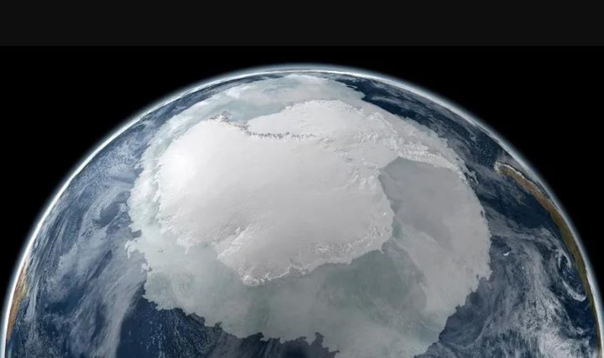 Antarktidos ledas. NASA nuotr.