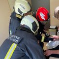 Sudėtinga gelbėjimo operacija Vilniuje: vaikui nuo piršto teko pjauti žiedą