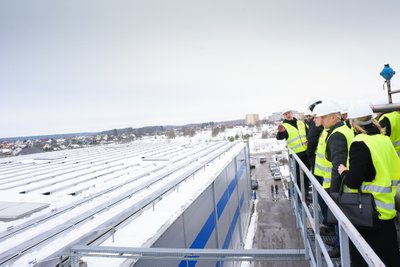 Lentvaryje atidaryta didžiausia Baltijos šalyse saulės elektrinė, įrengta ant stogo