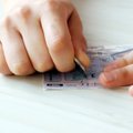 Už loterijos bilietų pardavimą nepilnamečiams grėstų baudos iki 1,4 tūkst. eurų