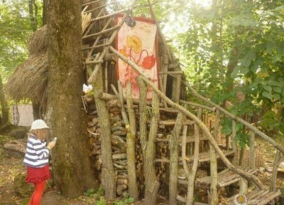 Šiauliuose išdygę elfų nameliai - žaidimų aikštelė vaikams