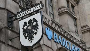 Didžiausi britų bankai sulaukė kritikos: skriaudžia klientus