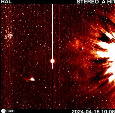 Saulės plazmos pliūpsnis nupūtė kometos uodegą. NASA/STEREO-A nuotr.