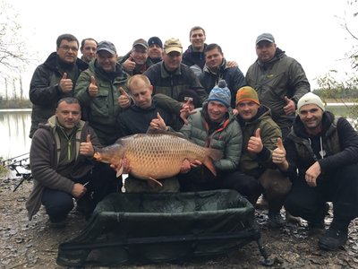 Pagerintas Lietuvos karpio rekordas - didžiulė žuvis svėrė beveik 28 kg