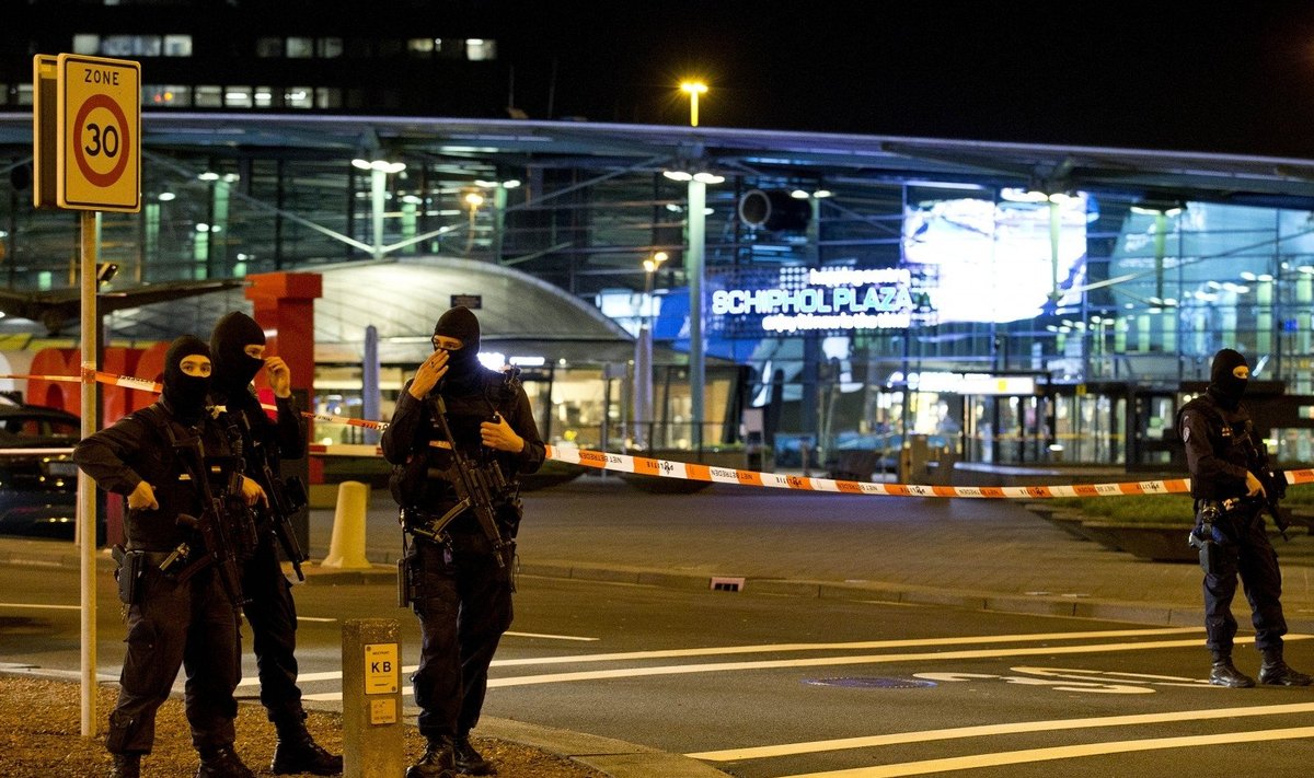Evakuacija Amsterdamo oro uoste
