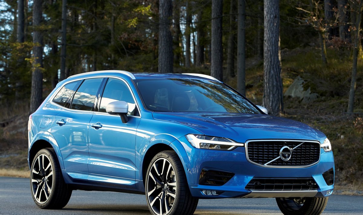 "Volvo XC60"