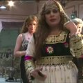 Translyčių bendruomenės gyvenimas Pakistane iš arti: šventės su policijos apsauga