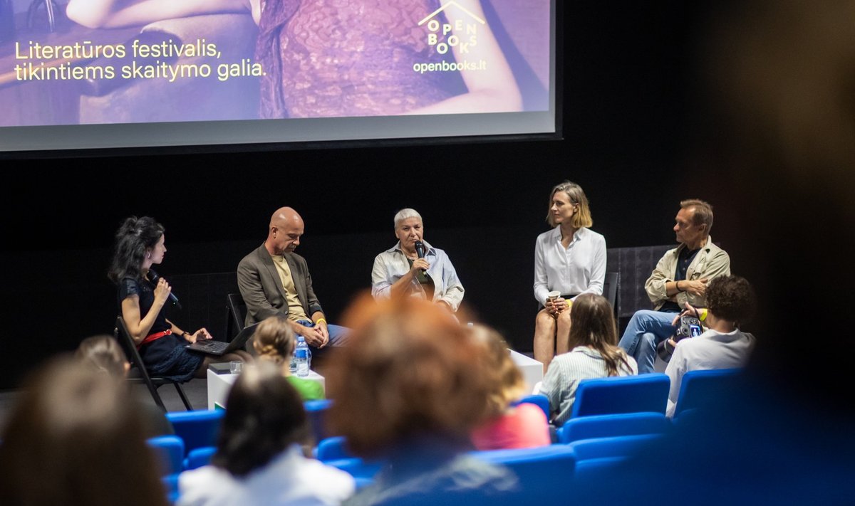 Diskusija apie atlygio problemą kultūros sektoriuje festivalyje "Open Books"