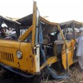 Indijoje autobusui susidūrus su sunkvežimiu žuvo mažiausiai 24 vaikai