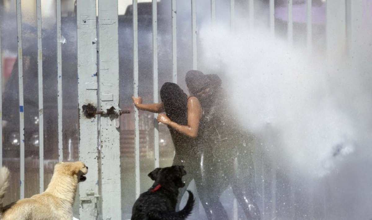 Per studentų protestus Čilėje kilo riaušės
