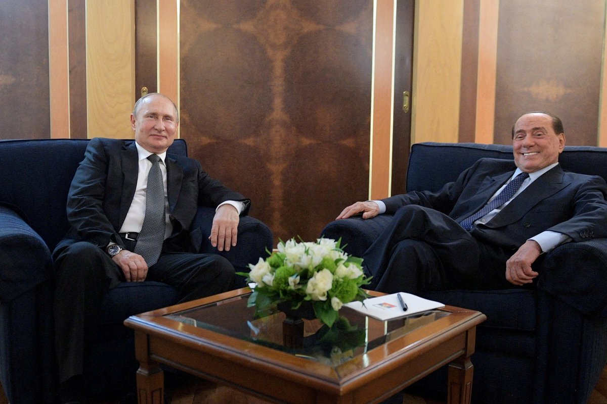 Putin ha espresso tristezza per la perdita del suo “vero amico” Berlusconi